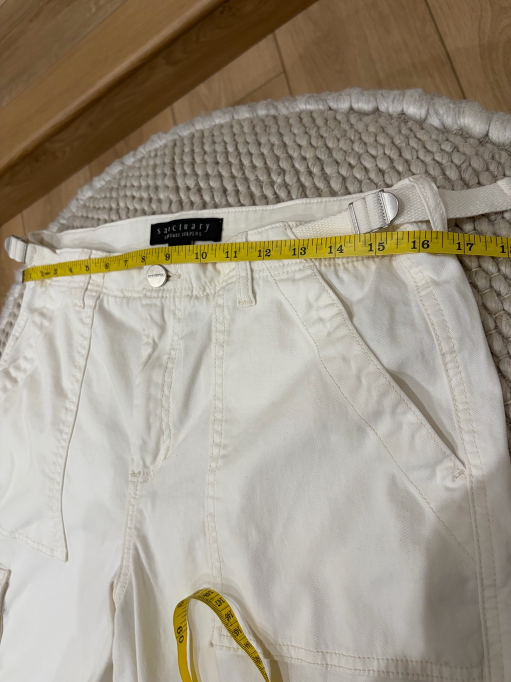 Sanctuary White Reissue Cargo Pants Size Large - Picture 6 of 14